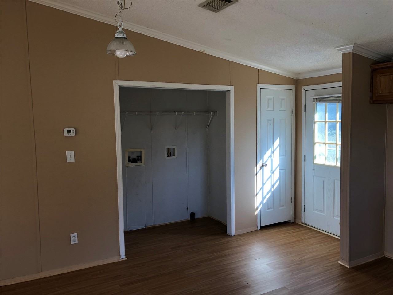118 Windy Creek Ct - Photo 5 of 12