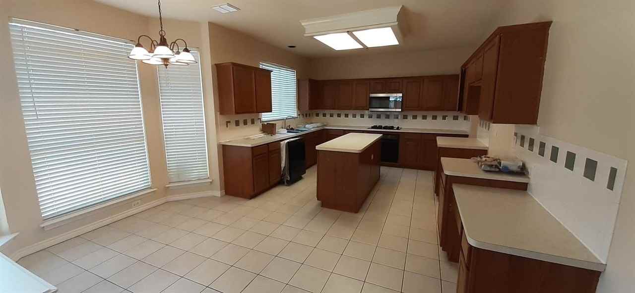 4526 Julian Dr - Photo 6 of 28