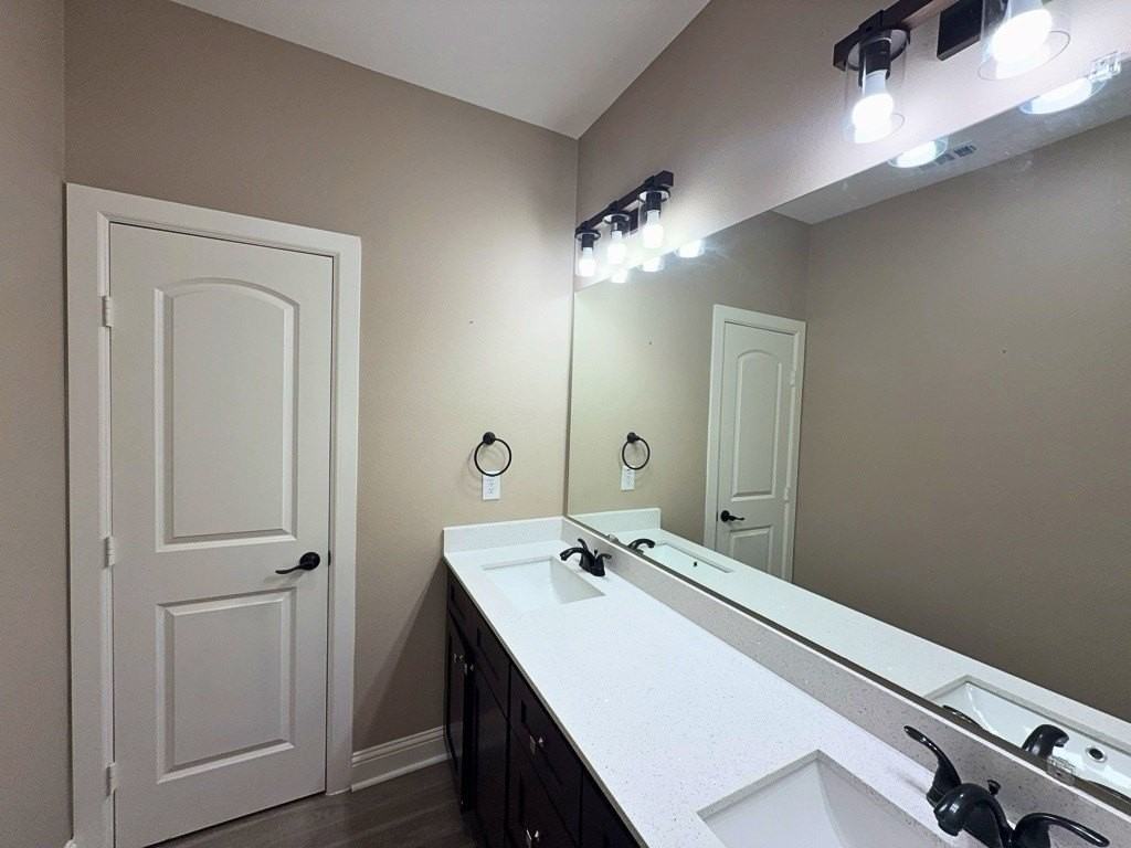 1001 Debby Ct - Photo 7 of 16