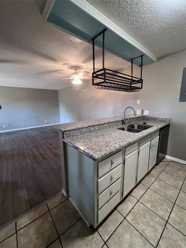 5604 Boca Raton Blvd #151 - Photo 4 of 22