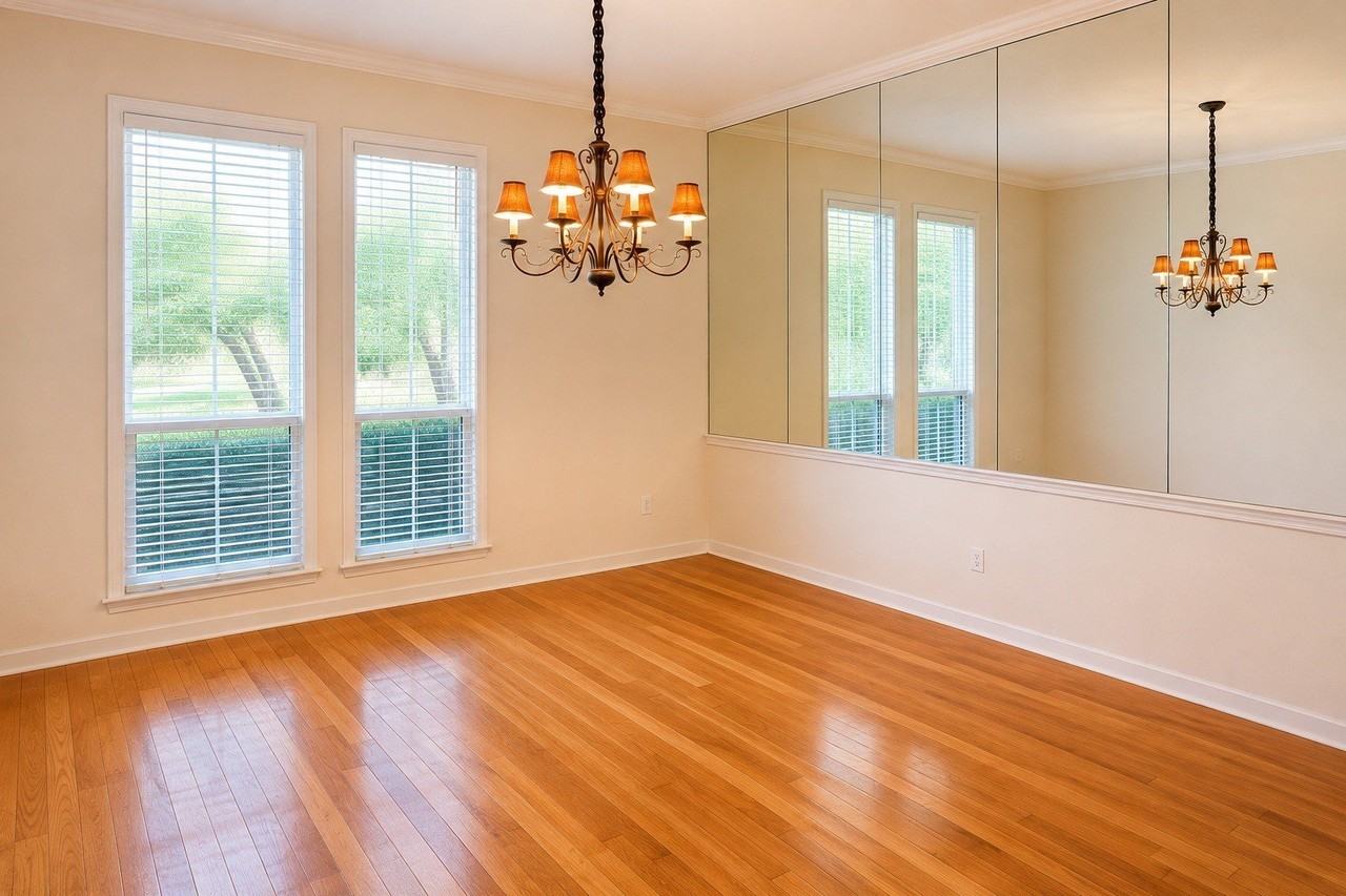212 Longview Ct - Photo 2 of 5