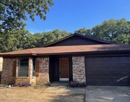 featured image of 2936 Hunting Dr