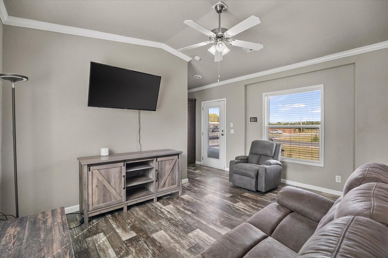 2995 County Road 1063 - Photo 7 of 28