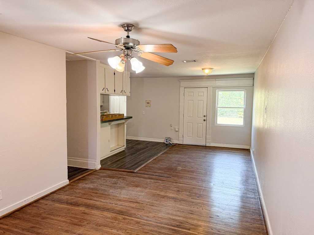 1322 Biggs Ter - Photo 2 of 21