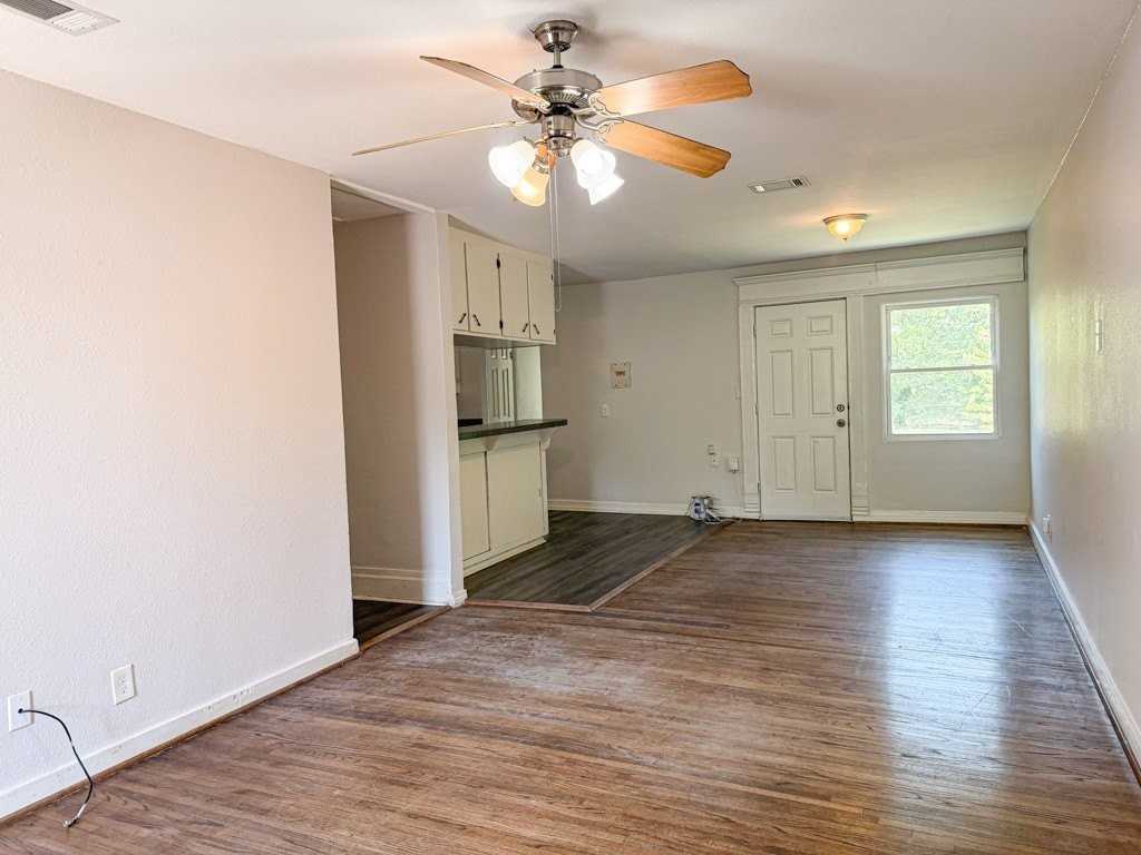 1322 Biggs Ter - Photo 5 of 21