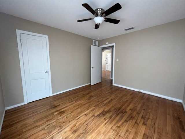 1349 Graham St - Photo 2 of 15