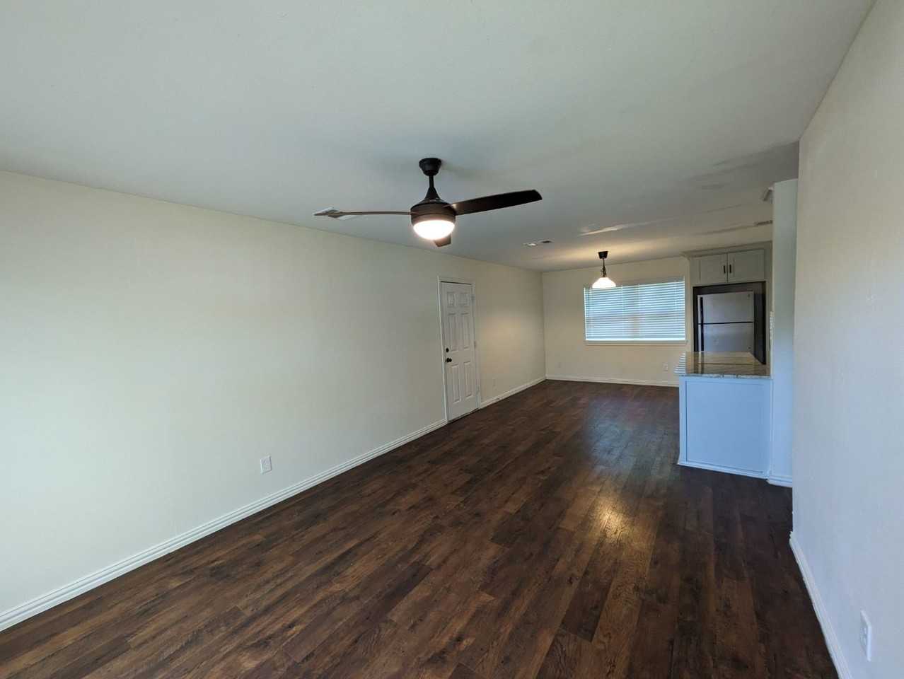 401 Redbud Ln - Photo 2 of 15