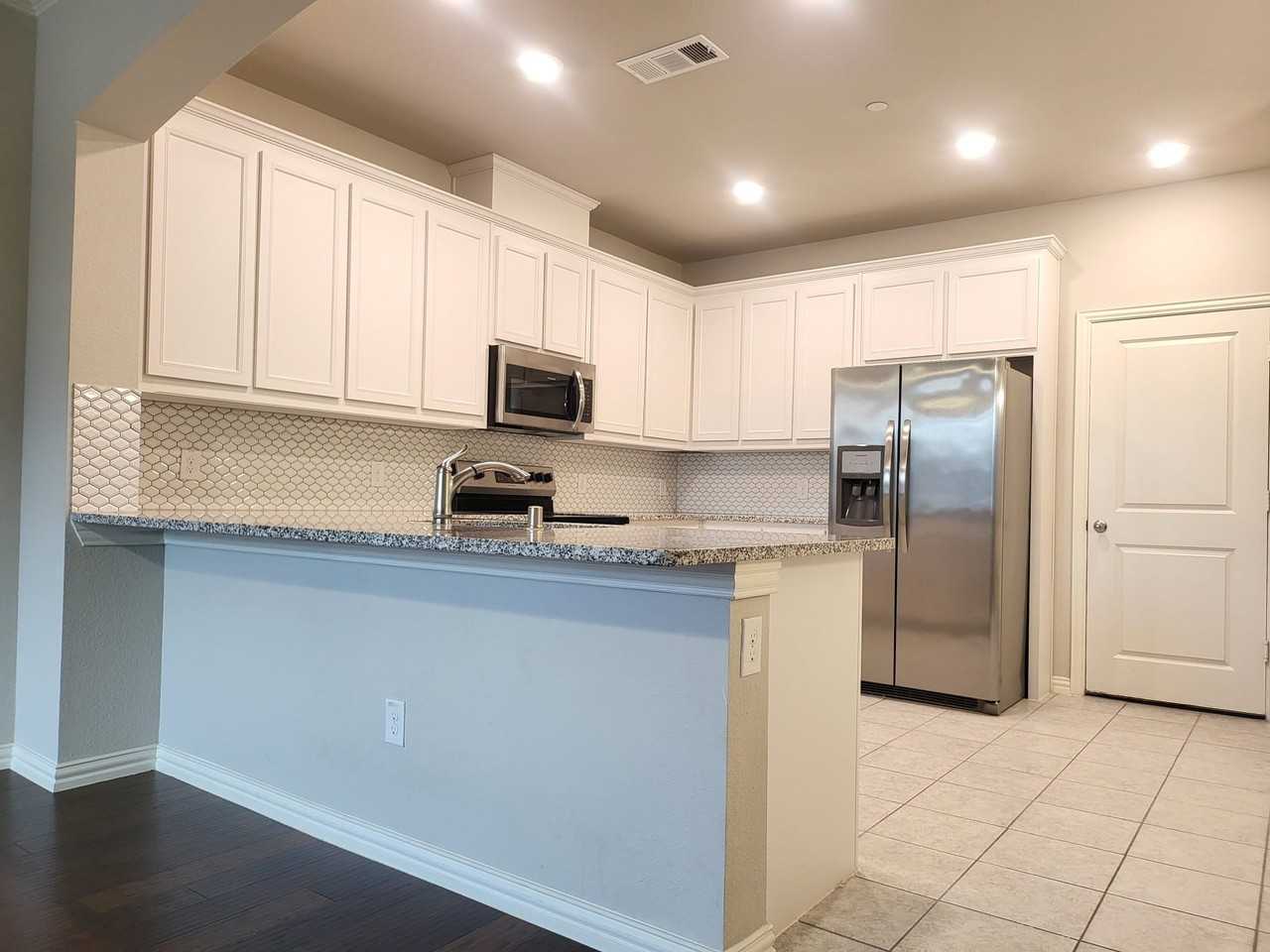 829 Ben Ln - Photo 5 of 24