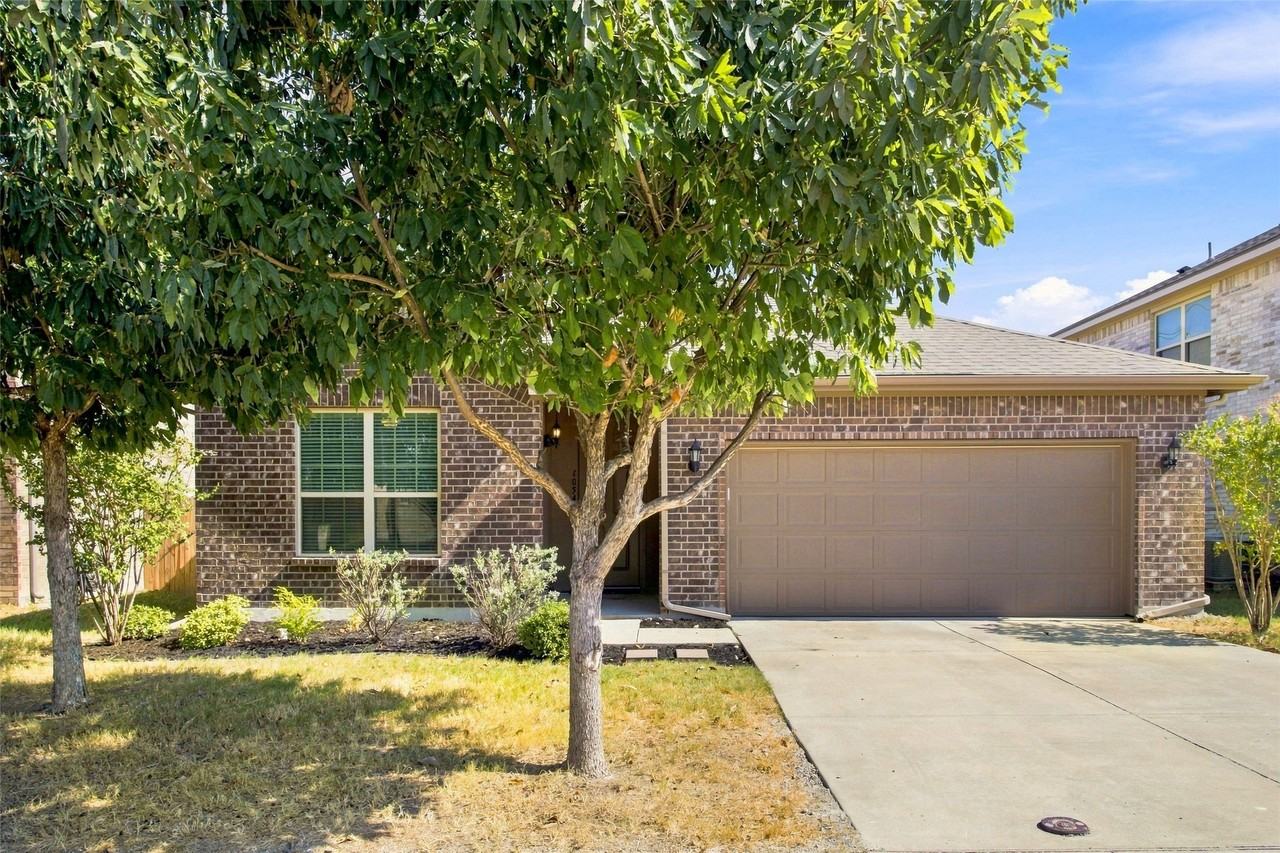 10545 Wild Meadow Way - Photo 3 of 28