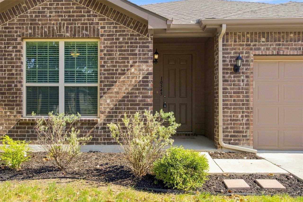 10545 Wild Meadow Way - Photo 4 of 28