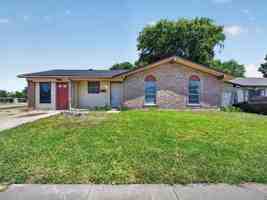 featured image of 3205 Pacesetter Dr