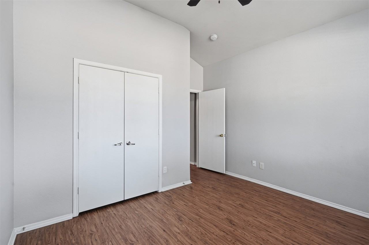 1113 Beaverwood Ln - Photo 7 of 29