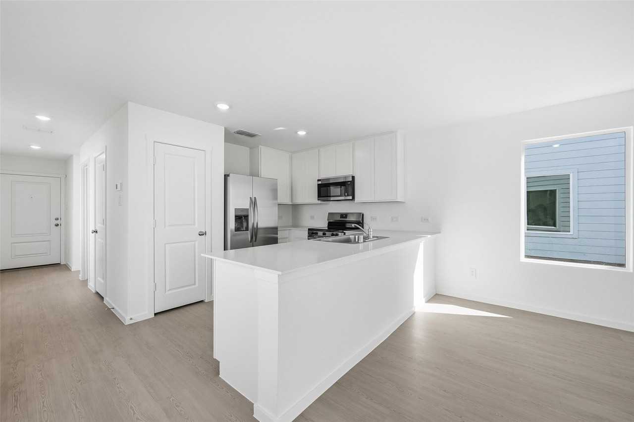 719 Wagtail Dr - Photo 5 of 20