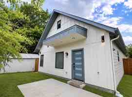 featured image of 2916 Hemphill St #B