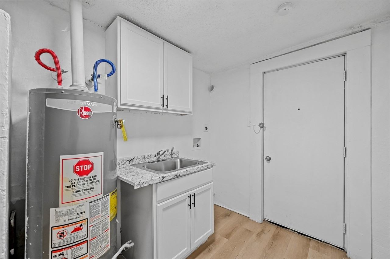 1914 Mcbroom St #1 - Photo 2 of 16