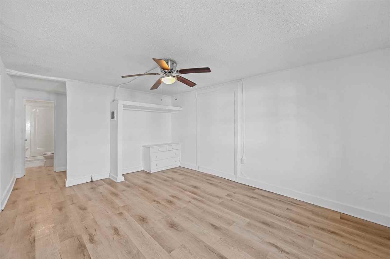 1914 Mcbroom St #1 - Photo 5 of 16
