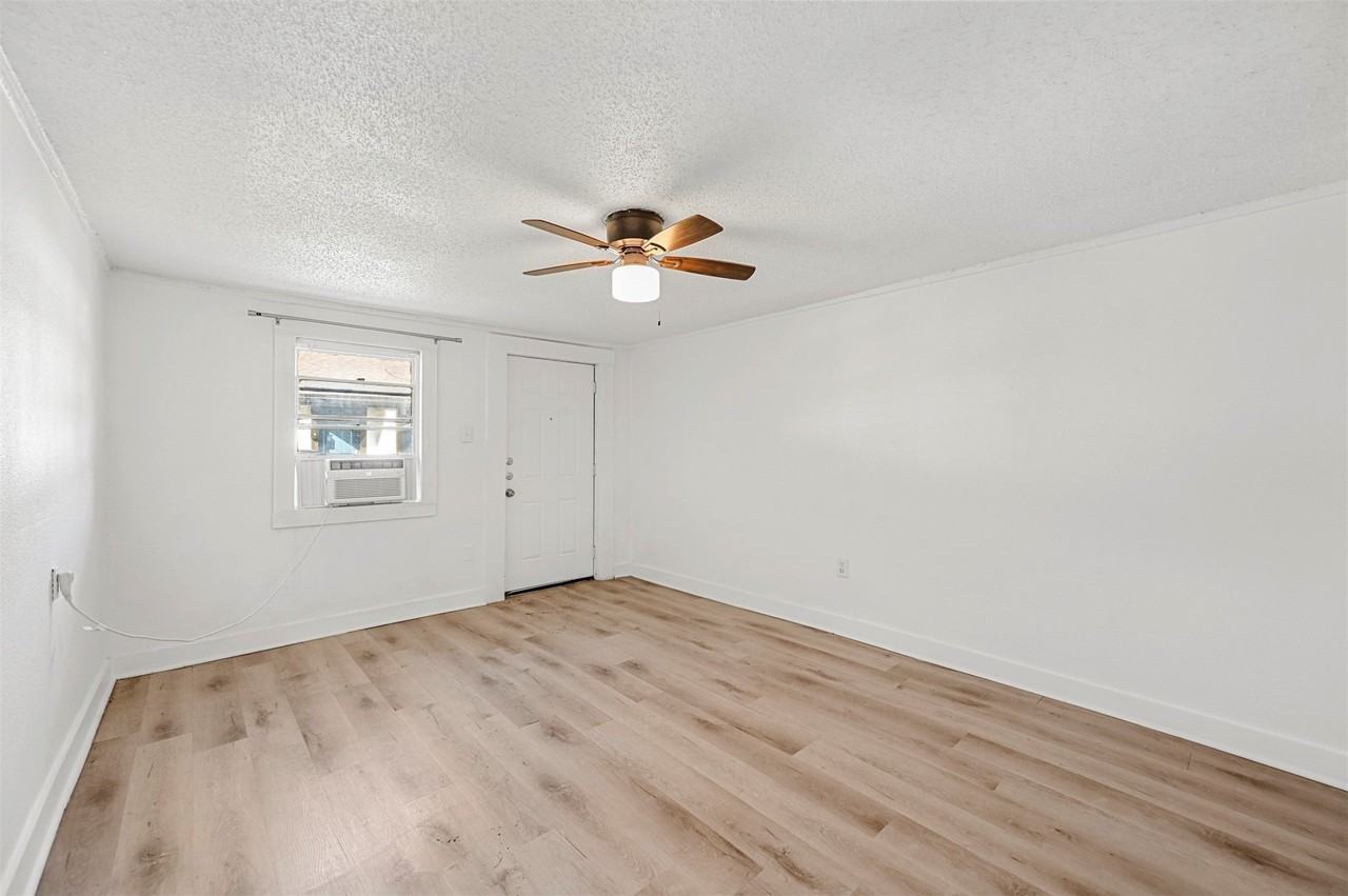 1914 Mcbroom St #1 - Photo 6 of 16