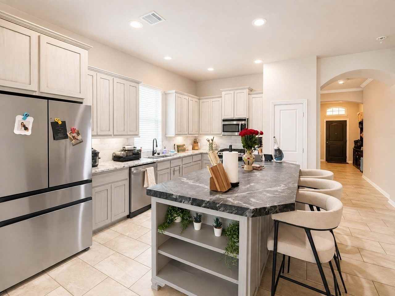 7015 Chackbay Ln - Photo 4 of 16