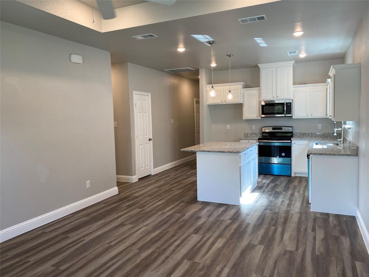 3307 Polk St #A - Photo 4 of 19