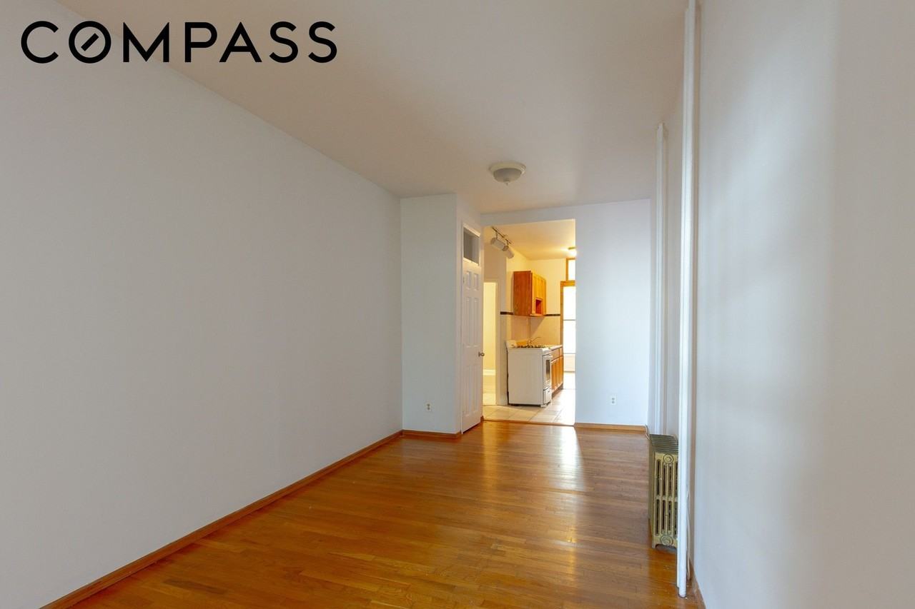 312 Prospect Ave #2R - Photo 4 of 9
