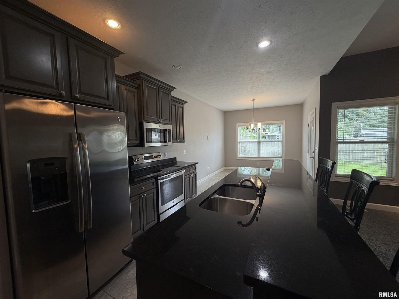 4504 Thompson Rd - Photo 4 of 15