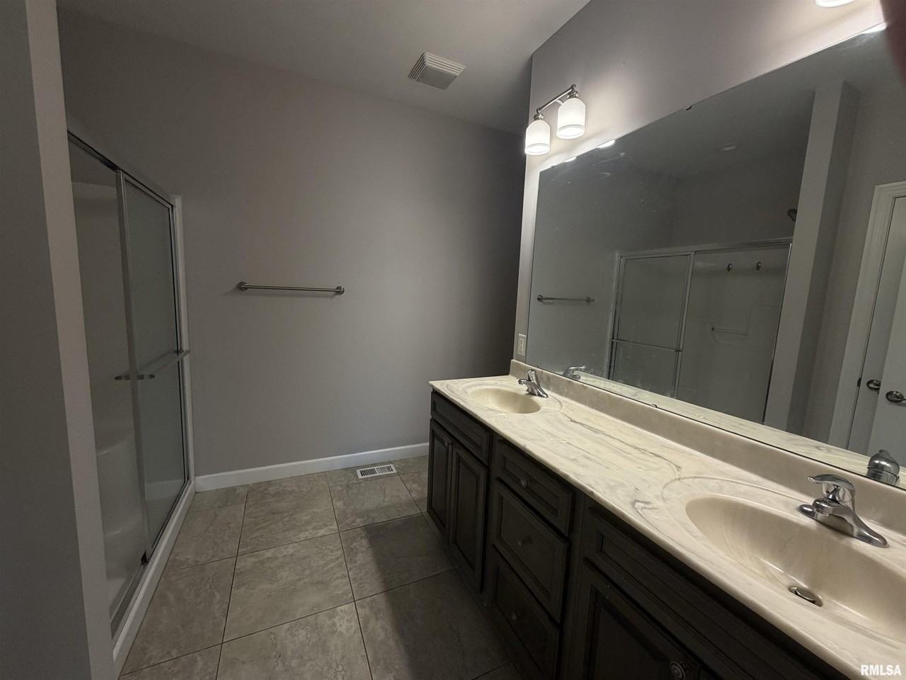 4504 Thompson Rd - Photo 6 of 15