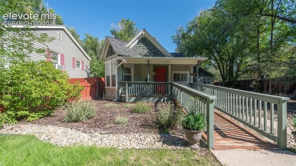 520 W Pikes Peak Ave - Photo 2 of 19