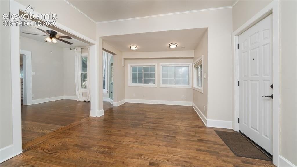 520 W Pikes Peak Ave - Photo 4 of 19