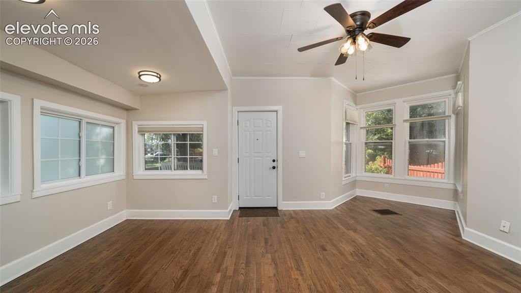 520 W Pikes Peak Ave - Photo 6 of 19