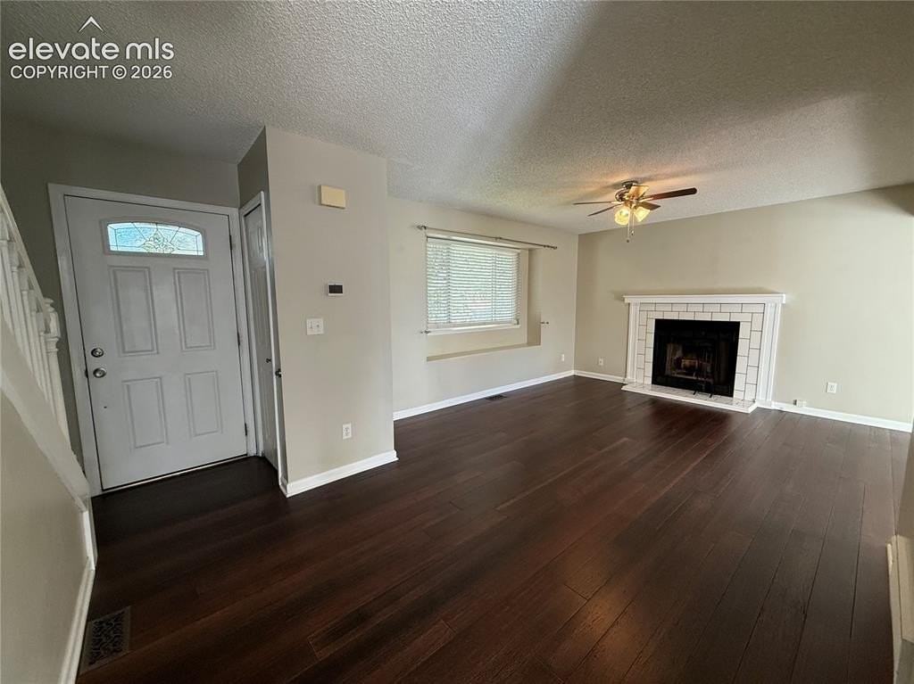 2115 Golden Barrel Ct - Photo 3 of 36