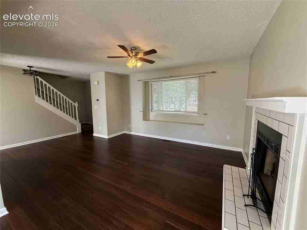 2115 Golden Barrel Ct - Photo 4 of 36