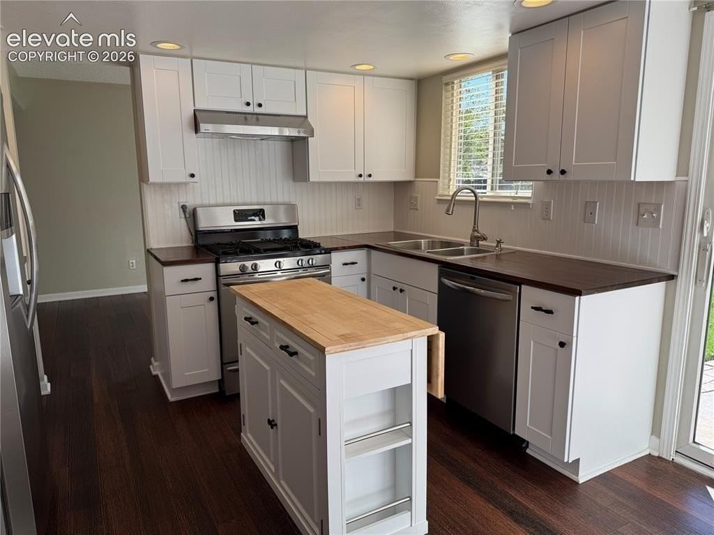 2115 Golden Barrel Ct - Photo 7 of 36