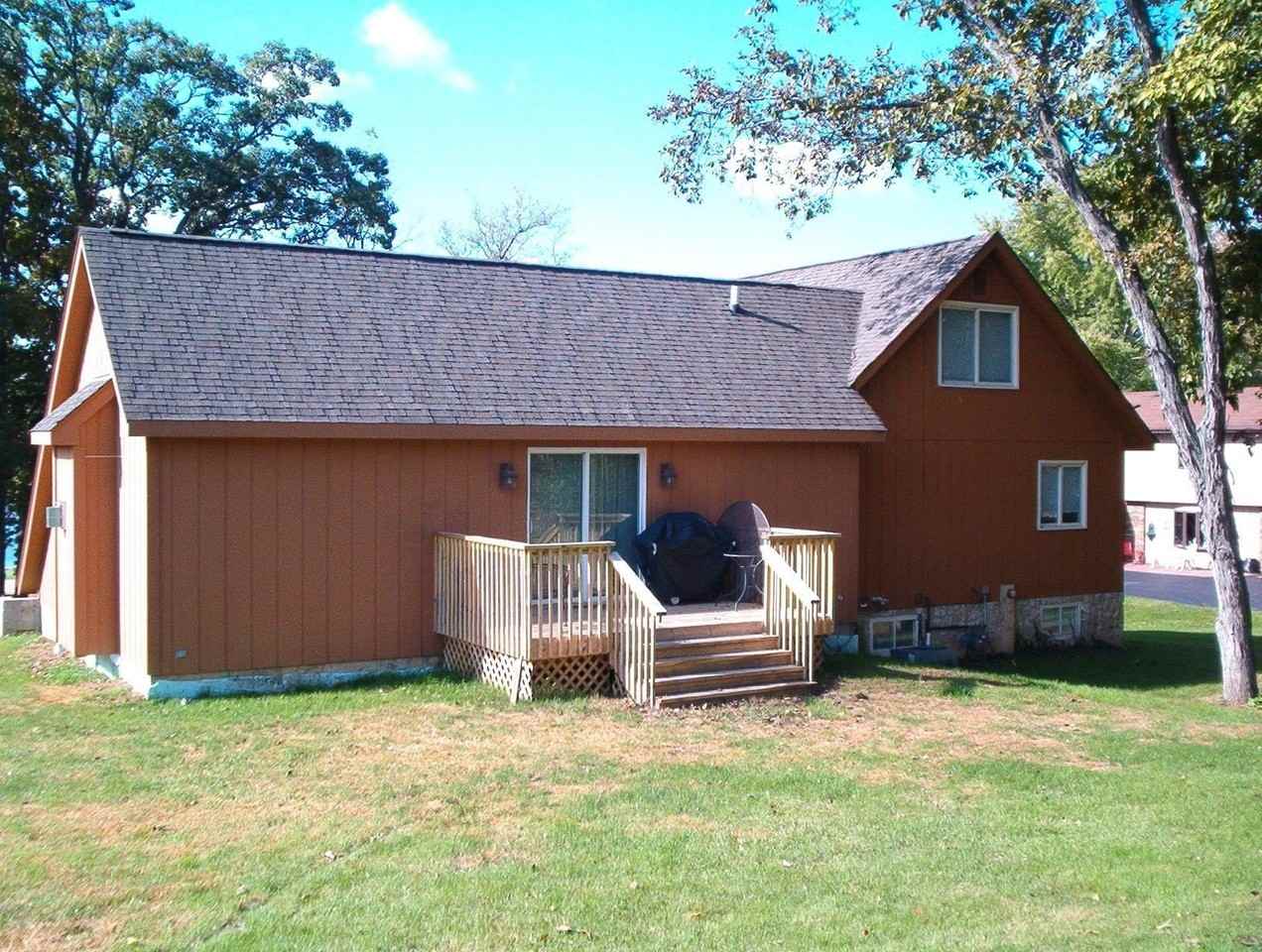 1495 Pier Dr - Photo 2 of 2