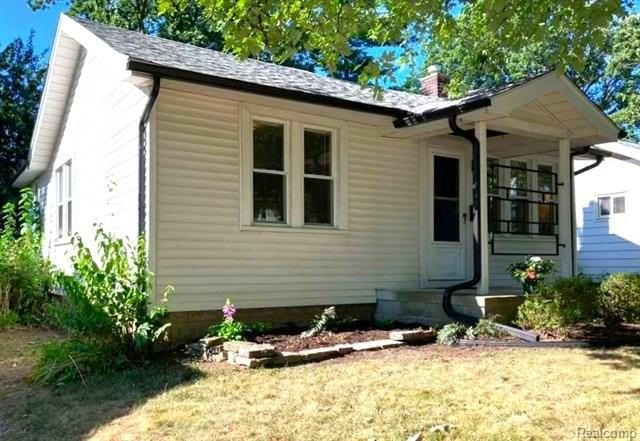 360 Wordsworth St - Photo 3 of 16