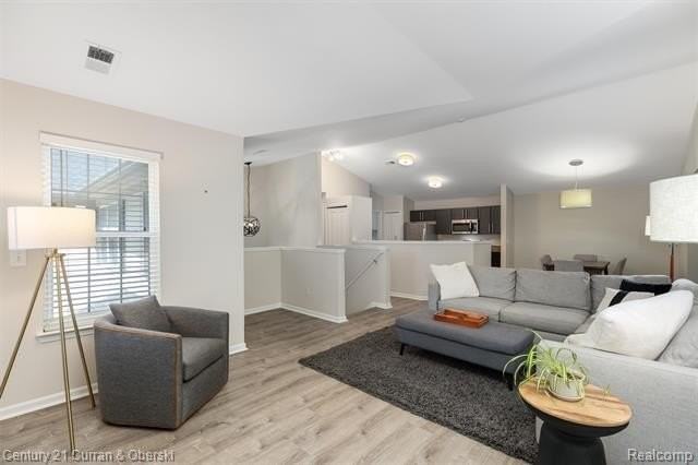 47879 Cardiff Ave - Photo 5 of 18