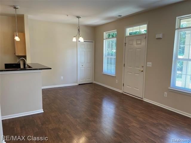 530 Red Oak Ct - Photo 4 of 22