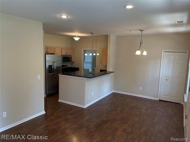 530 Red Oak Ct - Photo 5 of 22
