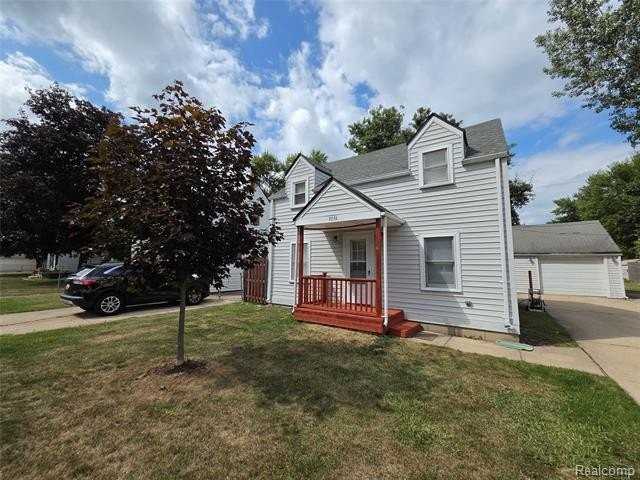 1031 Arthur Dr