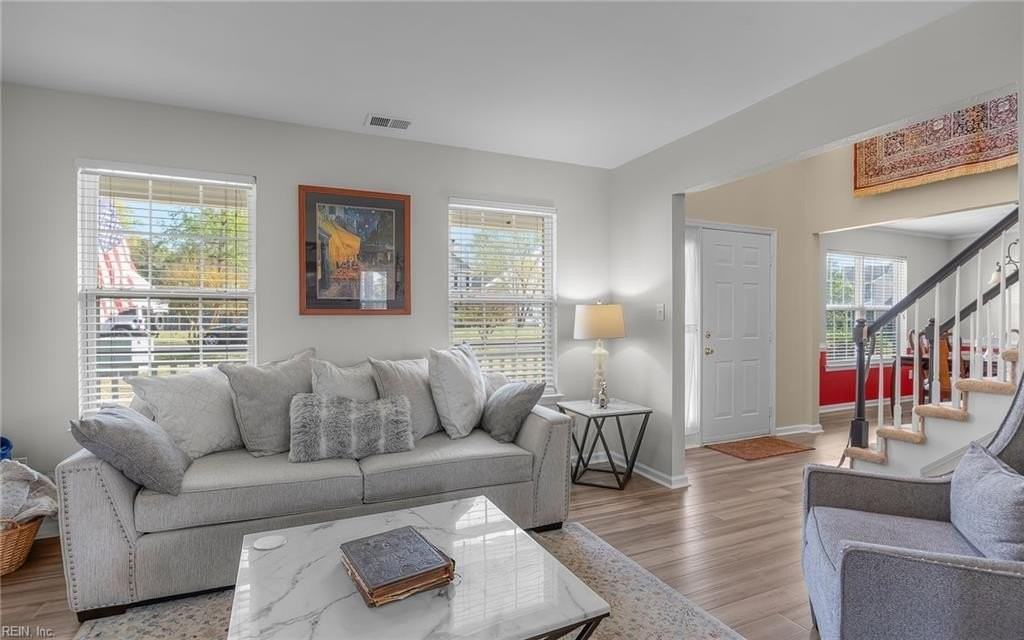 5987 Eagle Pt - Photo 6 of 39