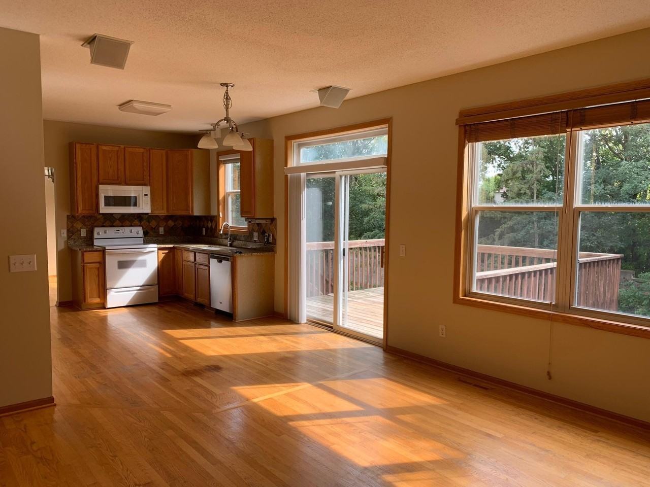 17715 48th Pl N - Photo 7 of 25