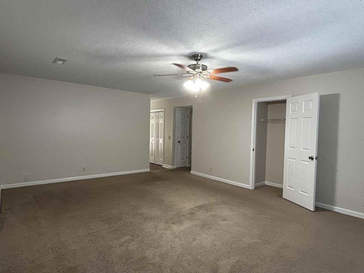 166 Gertrude Dr - Photo 5 of 16
