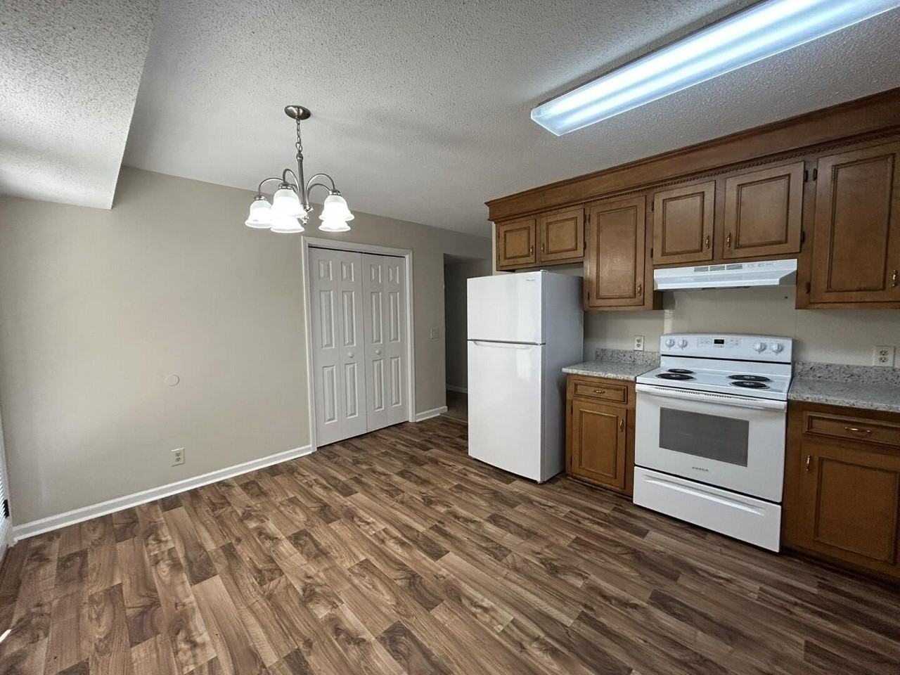 166 Gertrude Dr - Photo 6 of 16