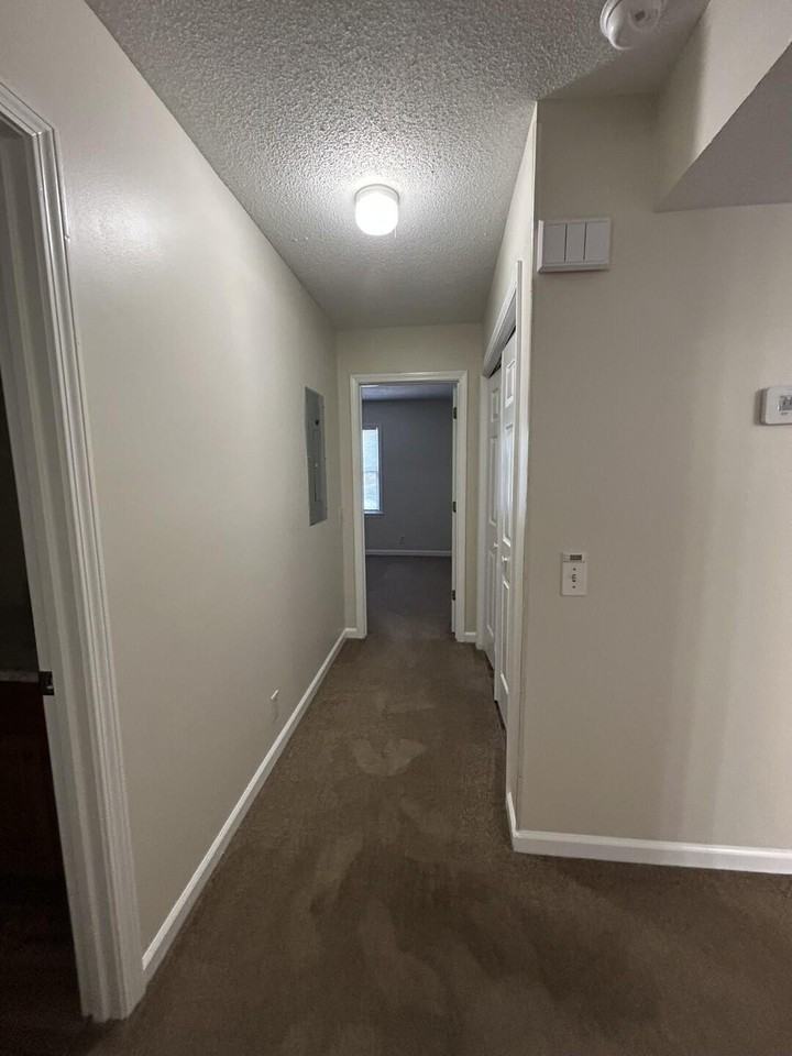 166 Gertrude Dr - Photo 7 of 16