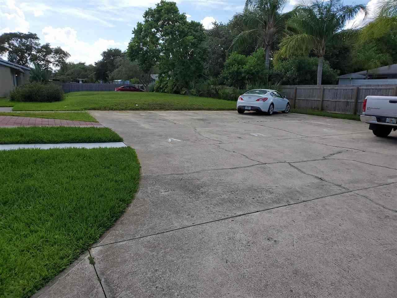 124B Rio Del Mar St #B - Photo 4 of 19