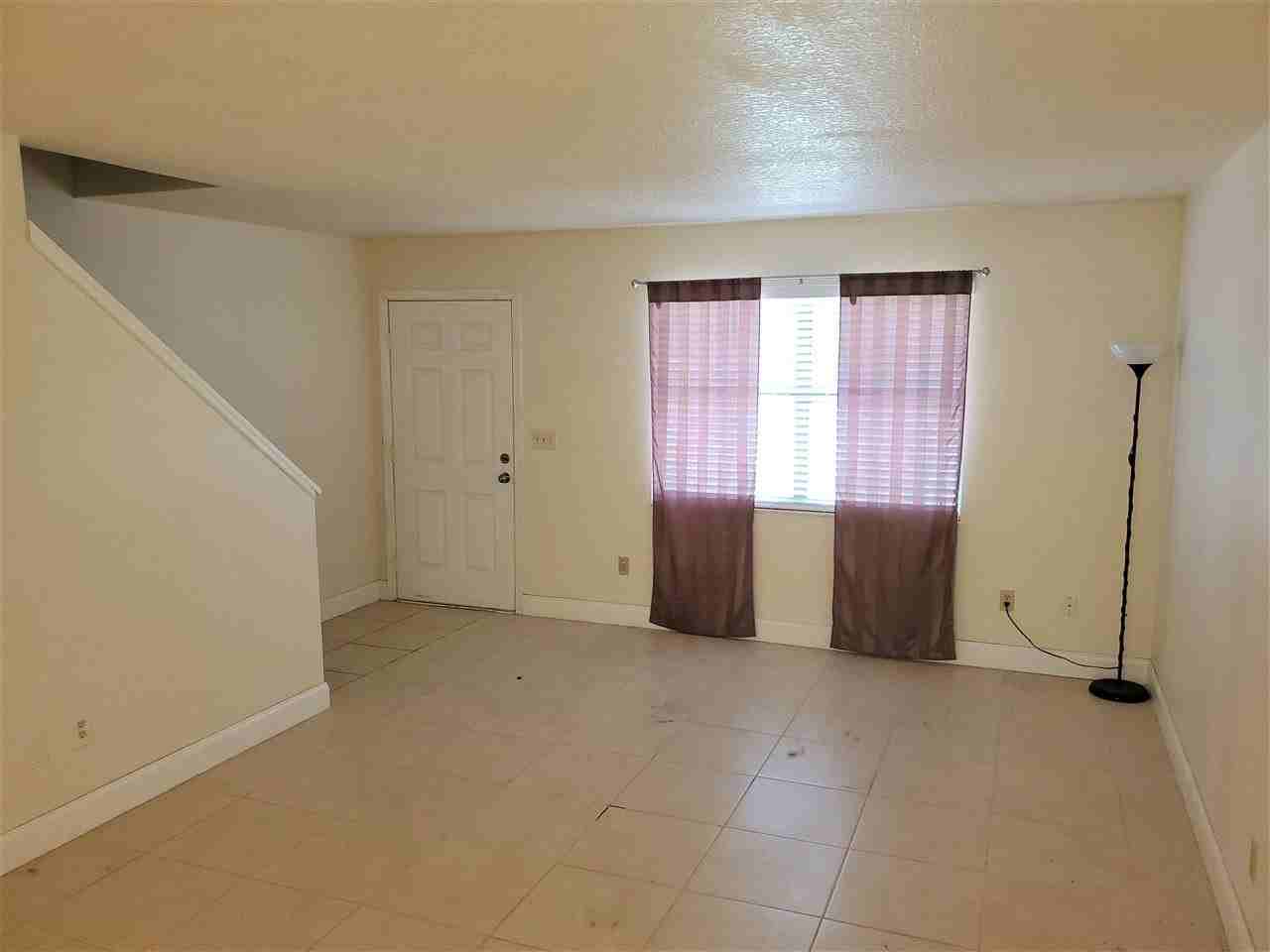 124B Rio Del Mar St #B - Photo 5 of 19