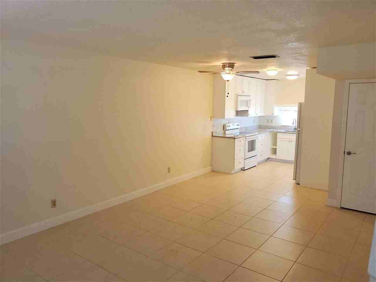 124B Rio Del Mar St #B - Photo 6 of 19
