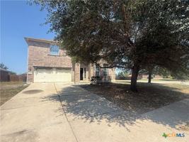 featured image of 811 Shadow Creek Blvd