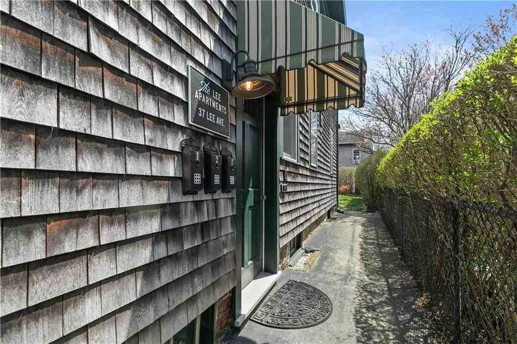 37 Lee Ave #3 - Photo 3 of 24