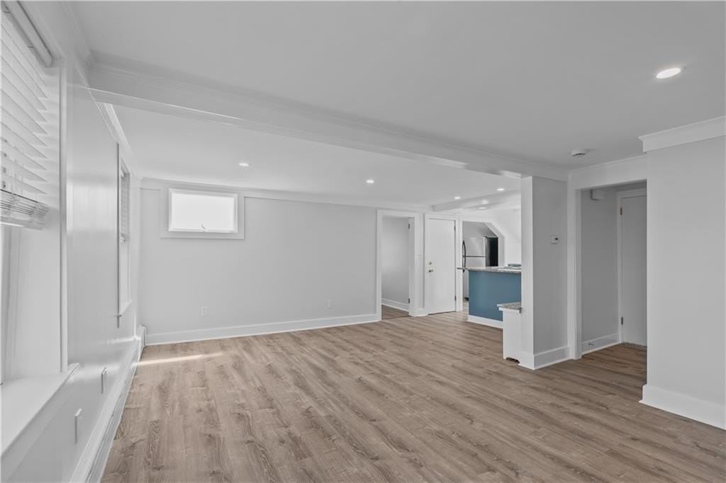 37 Lee Ave #3 - Photo 7 of 24