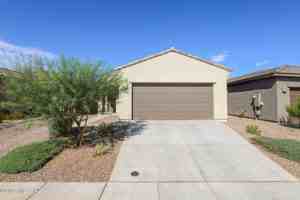 featured image of 4882 E Greenway Wash Dr